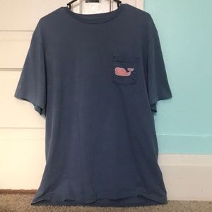 Vineyard vines t shirt